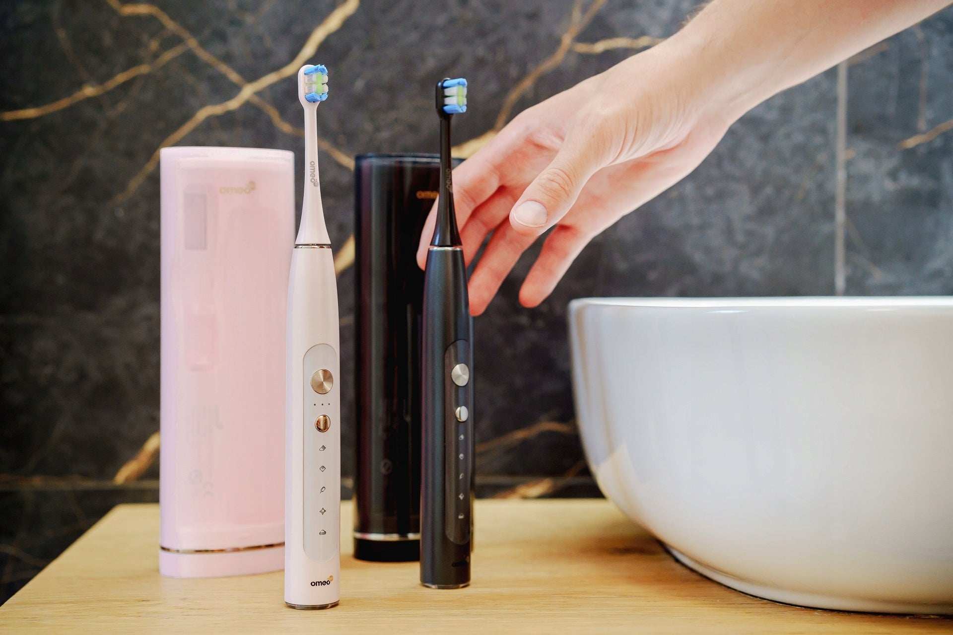 Sonic toothbrush OMEO +365 UV Sanitizer Black + Valley tips 2pcs. Brand OMEO