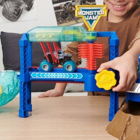 Spin Master Monster Jam Supercar Wash Kit + Auto 6060518 Packaging status original