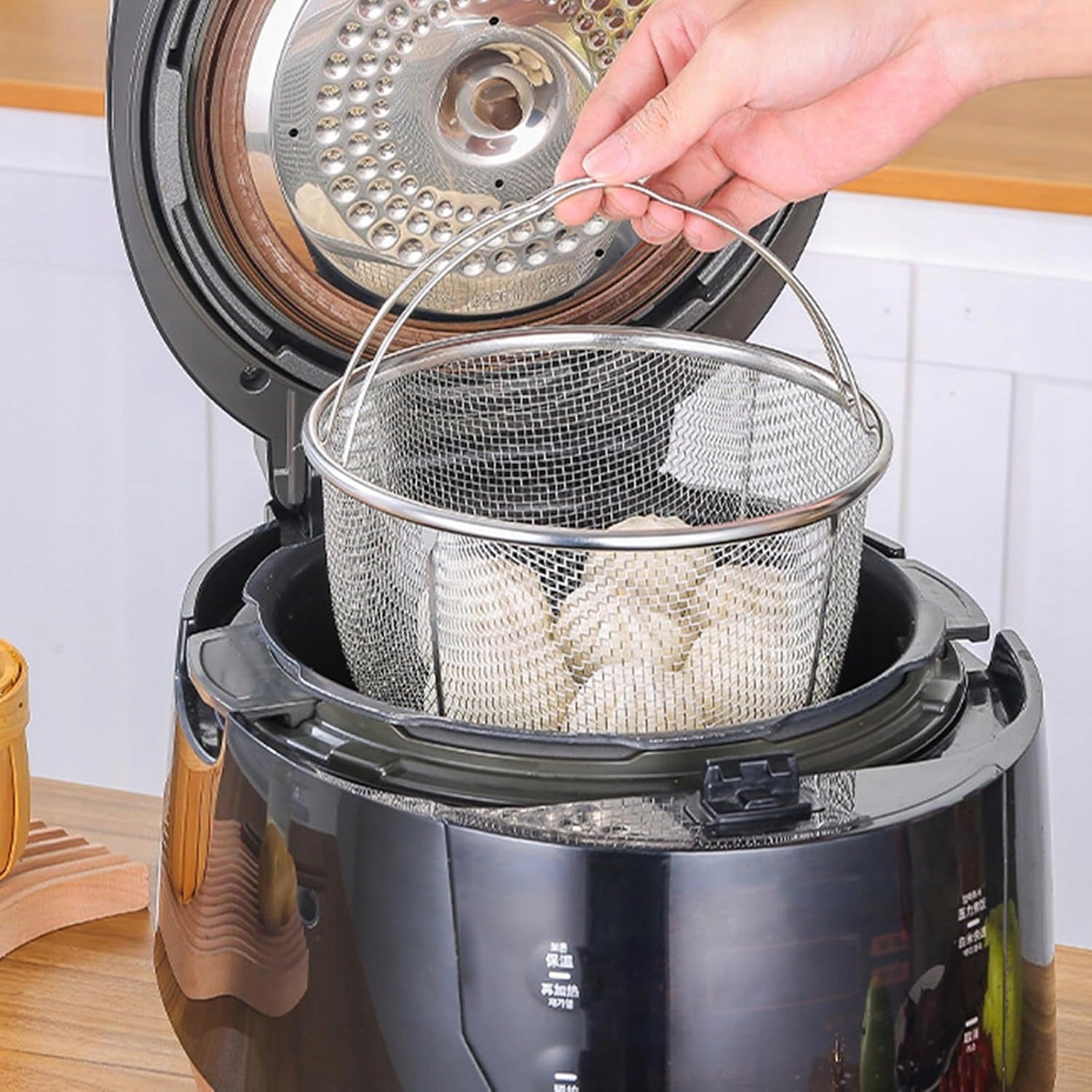 Stainless Steel Mesh Steaming Basket with Handle, 20 cm, Brand no brand