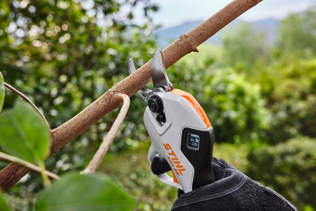 Stihl Stihl ASA 20 10,80 V Cordless Pruner with LCD Display Brand Stihl