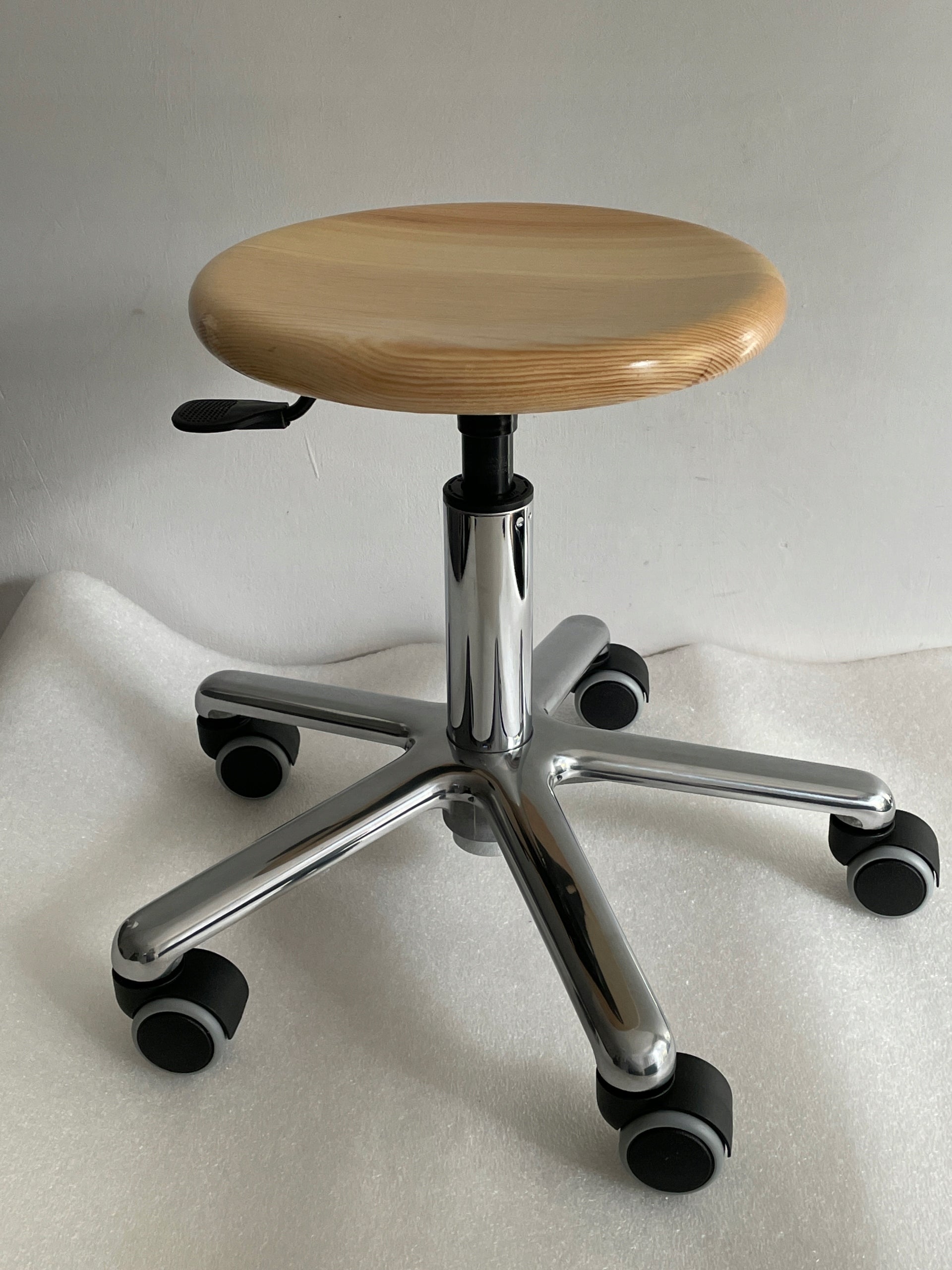 Stool rotary stool workshop stool for Mela sewing room printing house for casters