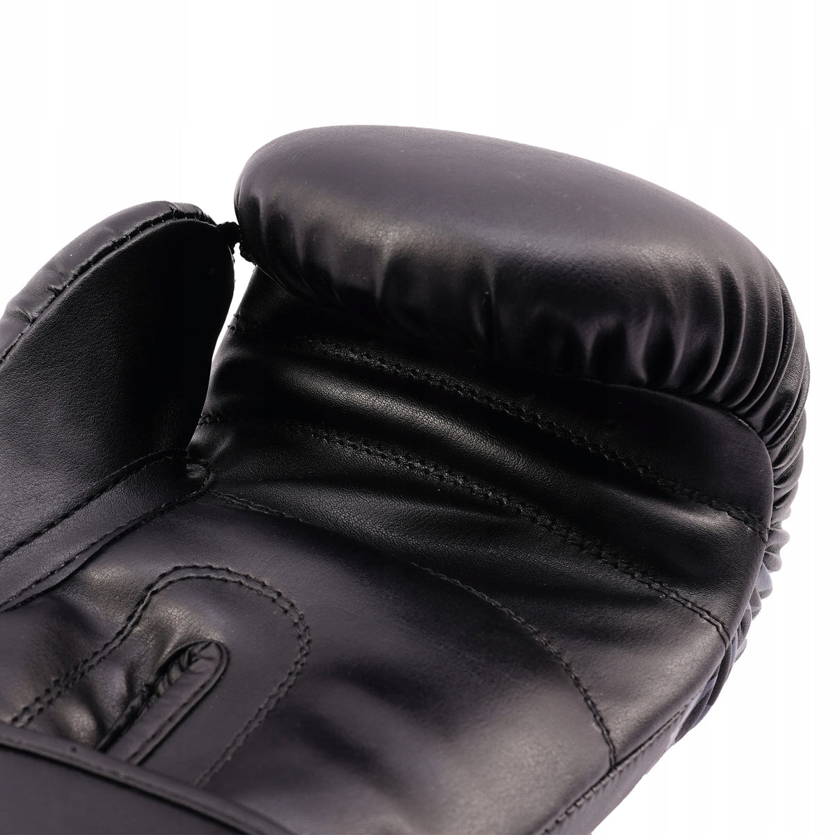 StormCloud Boxing Gloves for Kids Lynx Black and Grey 6oz Packaging status original