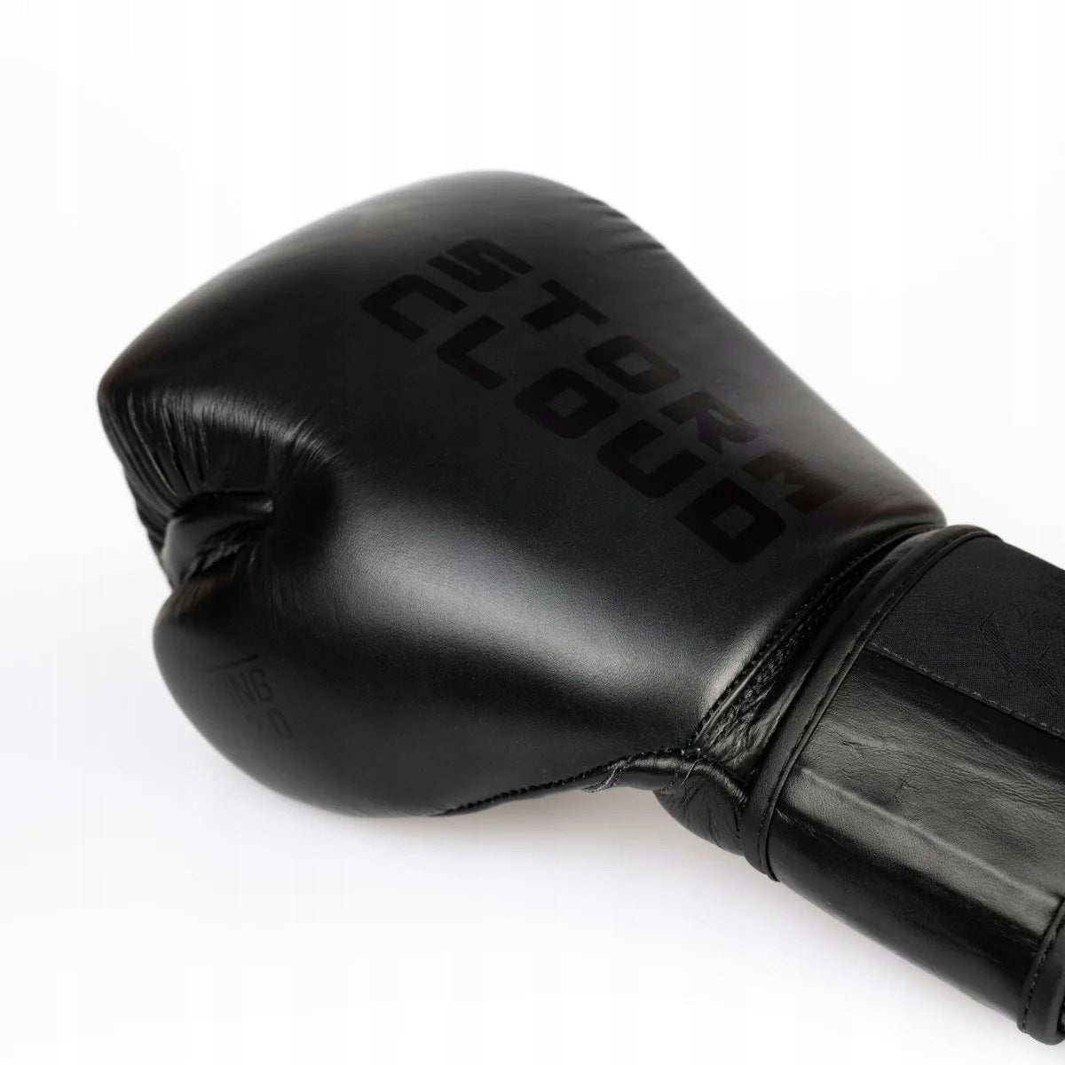 StormCloud Cowhide Leather Boxing Gloves Boxing Pro 2.0 Black 12oz Brand Storm Cloud