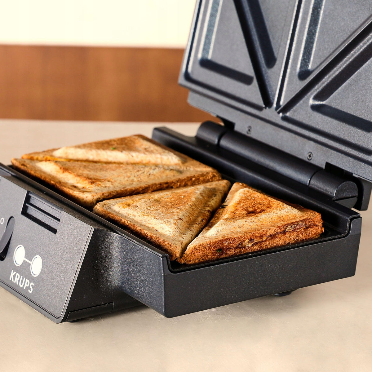 Strong Toaster For Sandwiches Krups FDK461 Sandwich 850W Black Manufacturer code FDK461