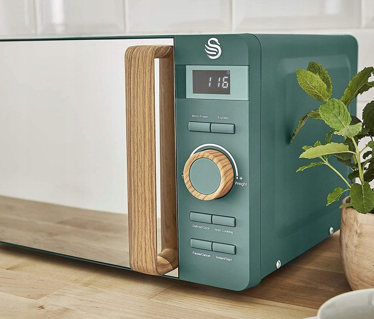 Swan Nordic Digital Microwave Oven 800W 20L 6 Levels Matte Green Manufacturer code SM22036GRENEU