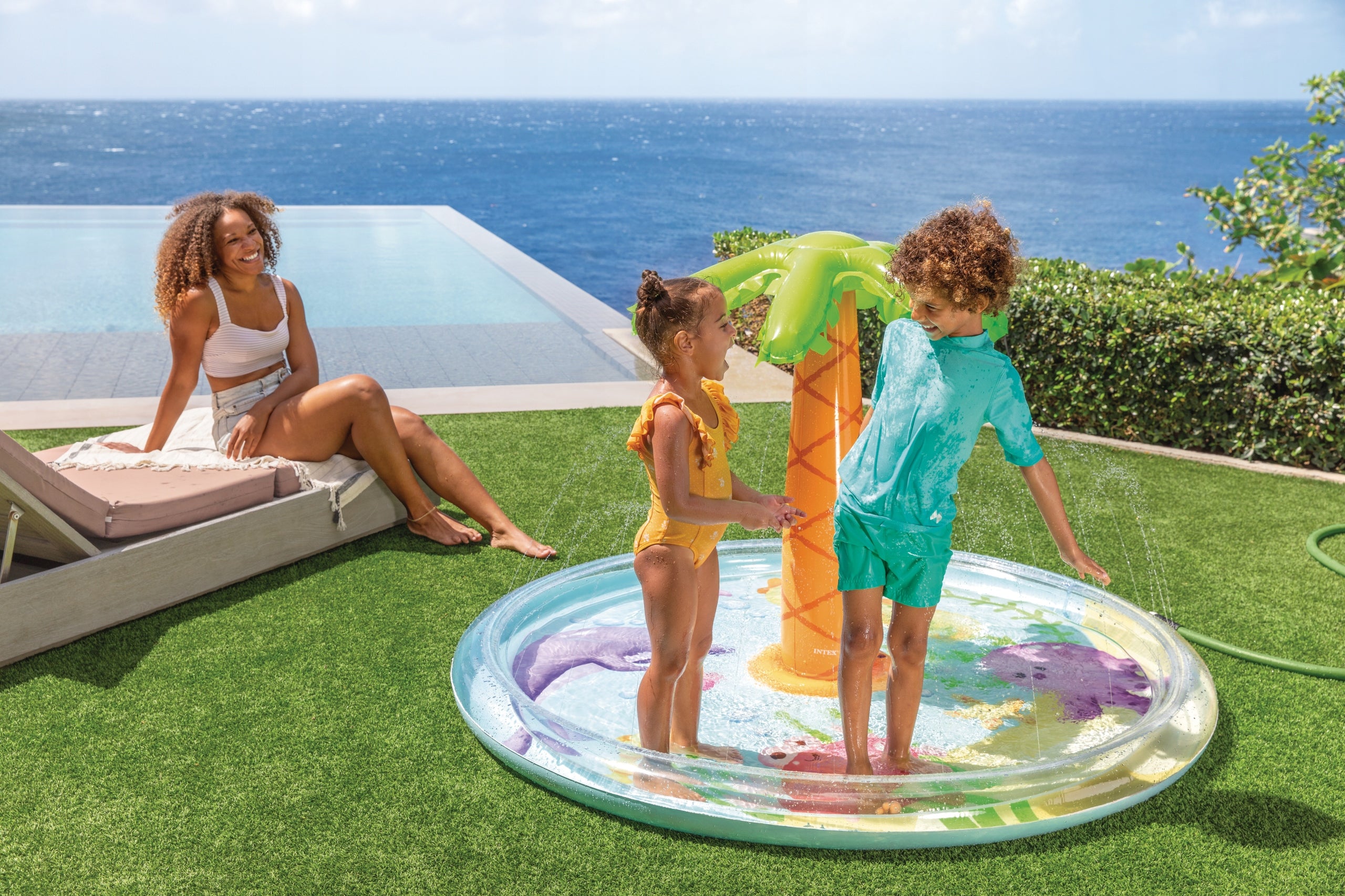 Swimming pool Inflatable shower tray with Palm + spraying system 173x104 cm Intex 56433 Packaging status original
