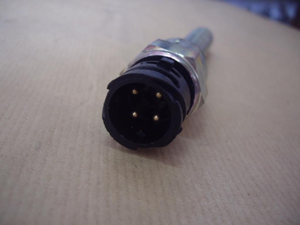 TACHOGRAPH IMPULSOR TRANSMITTER Sensor New SE18090032 Manufacturer's catalog number SE18090032