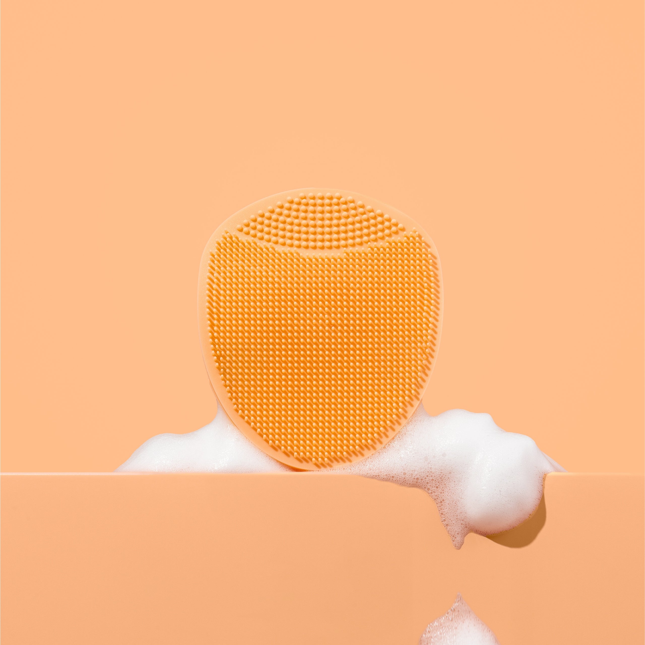 TOWL Peach Fuzz Washcloth Face Brush Silicone + Linen Pouch EAN (GTIN) 5900178956978