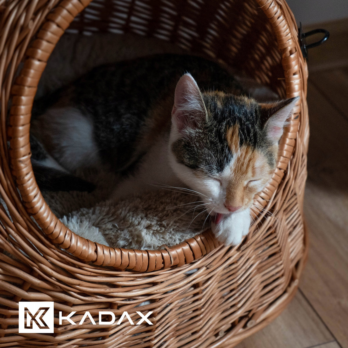 TRANSPORTER FOR DOG CAT RABBIT PLAYPEN WICKER BASKET LARGE ECO-FRIENDLY 49cm Packaging status original