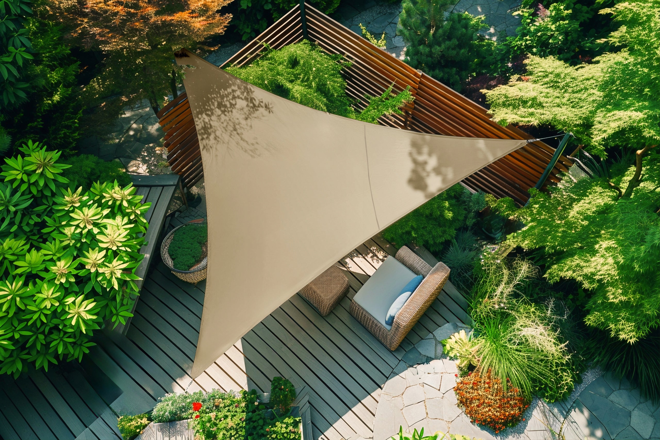 TRIANGULAR SOLAR SAIL, WATERPROOF UV, TERRACE AWNING 5x5x5m TAUPE Product width 500 cm