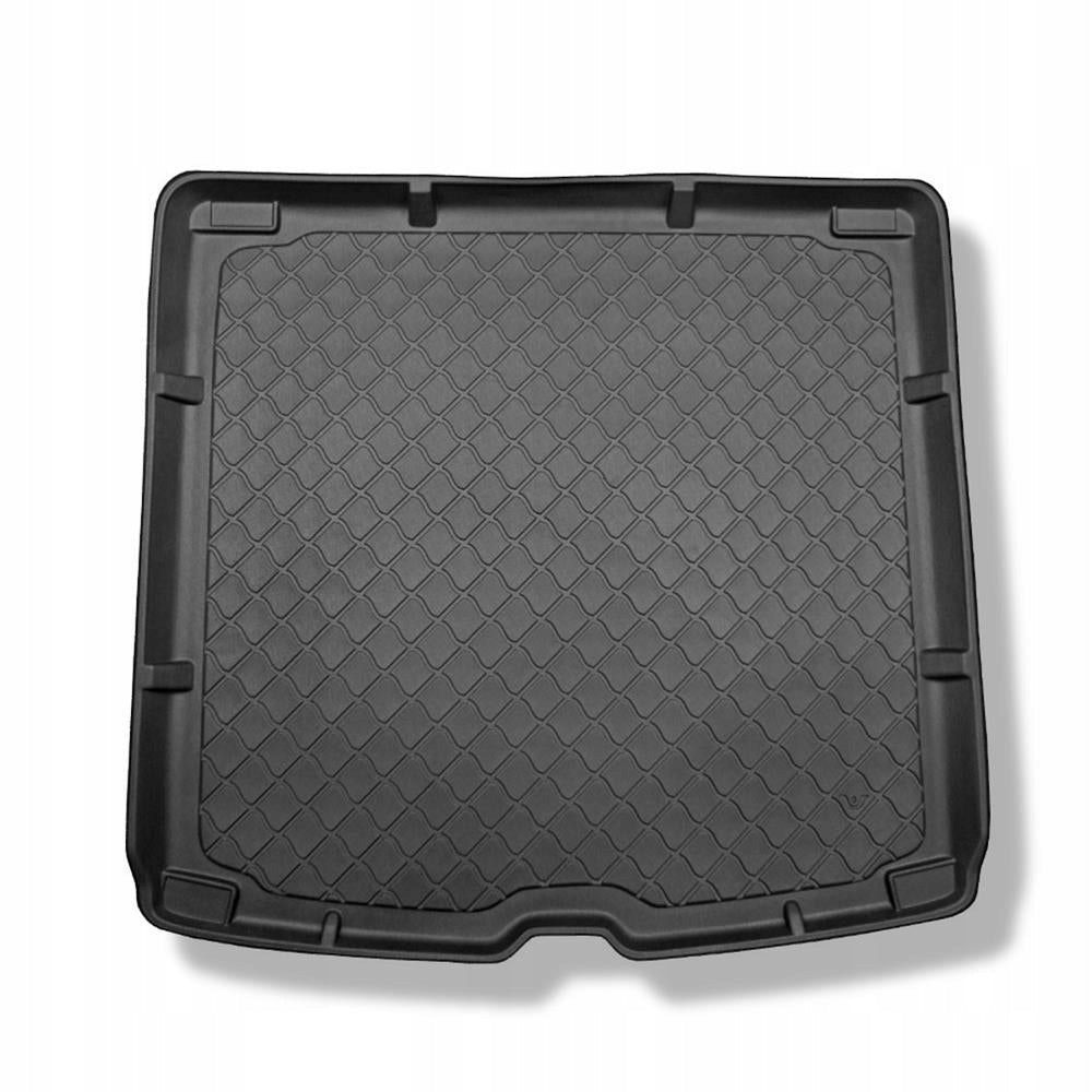 TRUNK MAT for BMW 5 Series E61 Touring (06.2004-2010) G Manufacturer Aristar