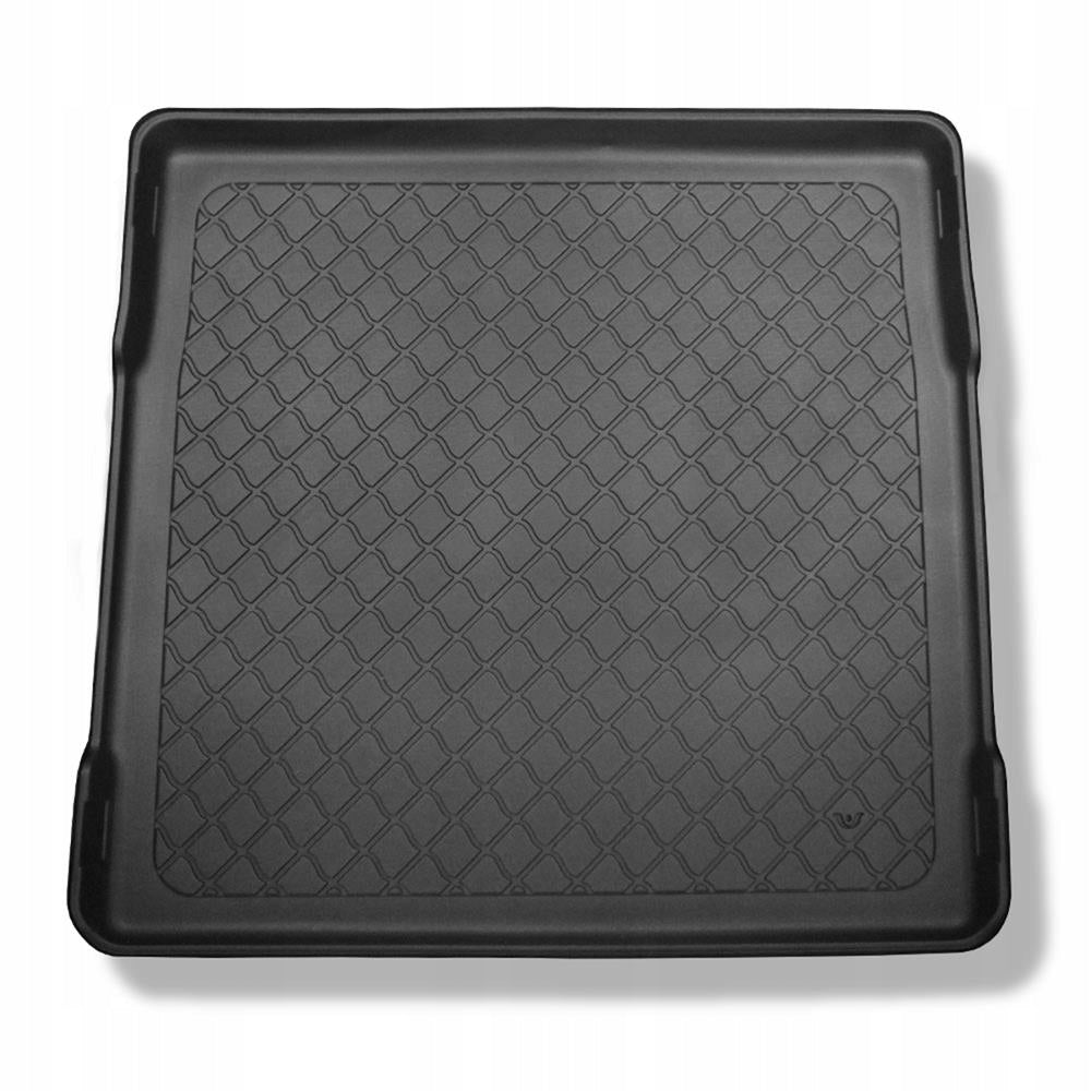 TRUNK MAT for Opel Astra K Sports Tourer (04.2016-12.2021) G Manufacturer Aristar