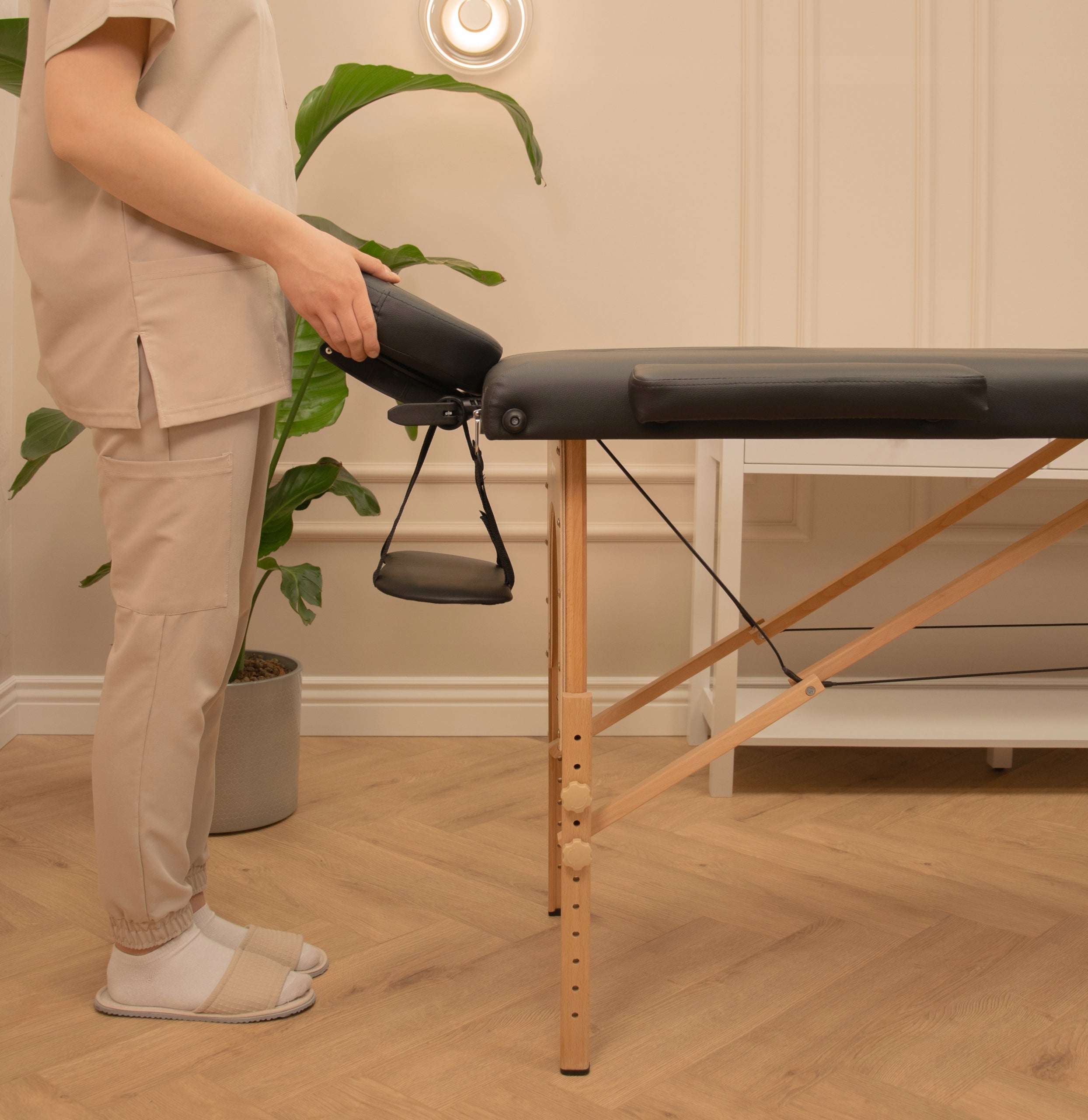 Table Massage Bed Folding Portable Wooden 3-Segment Couch Brand i-coucou