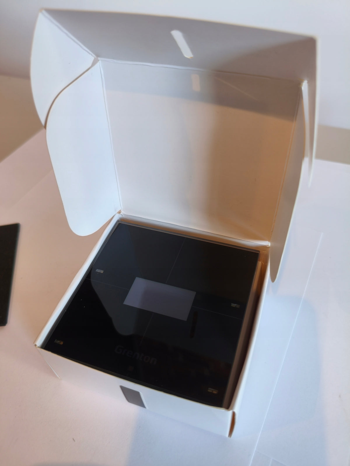 Touch panel SMART PANEL 4B black Grenton Packaging status original