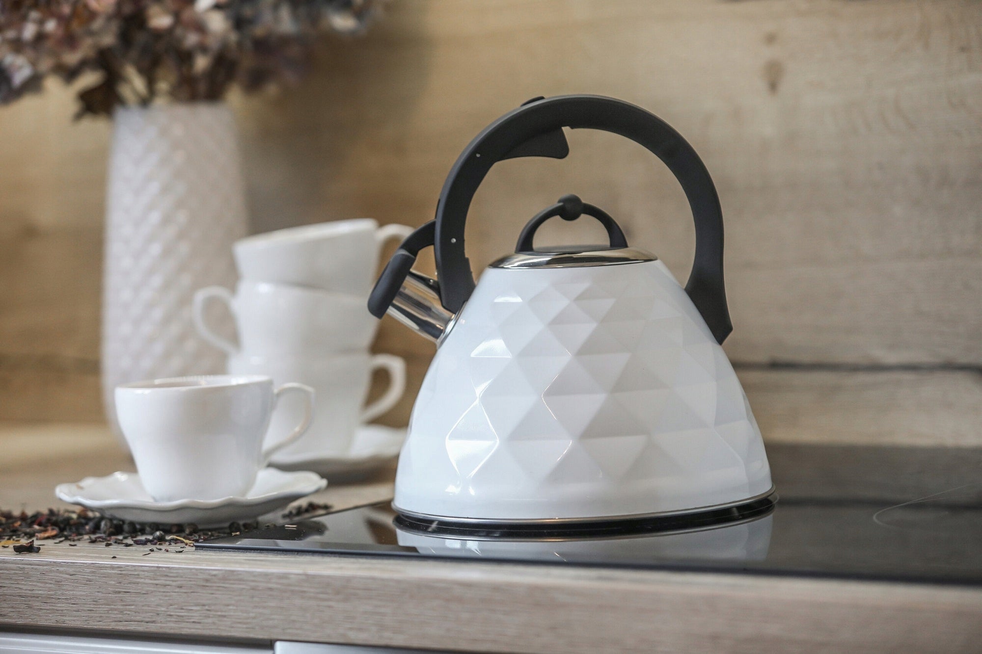 Traditional steel kettle Beretti Rosa 3l white induction gas Packaging status original
