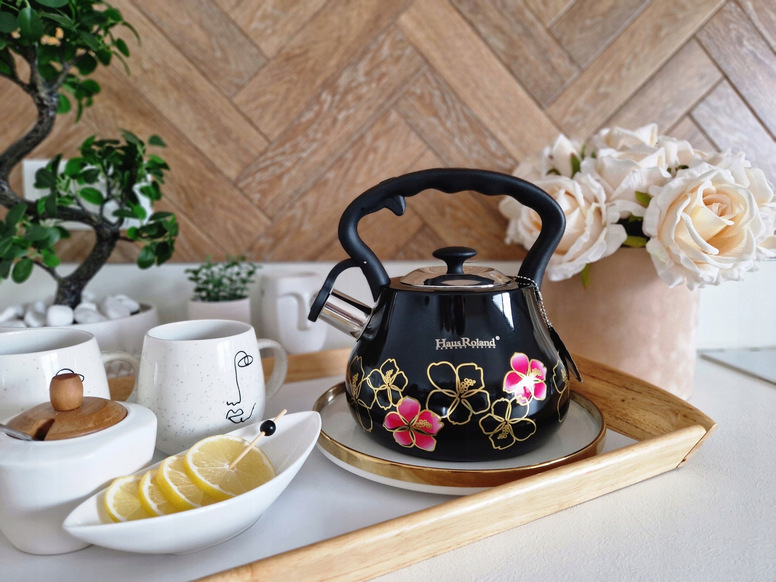 Traditional steel kettle Hauspremium 3 l black Manufacturer code 04052