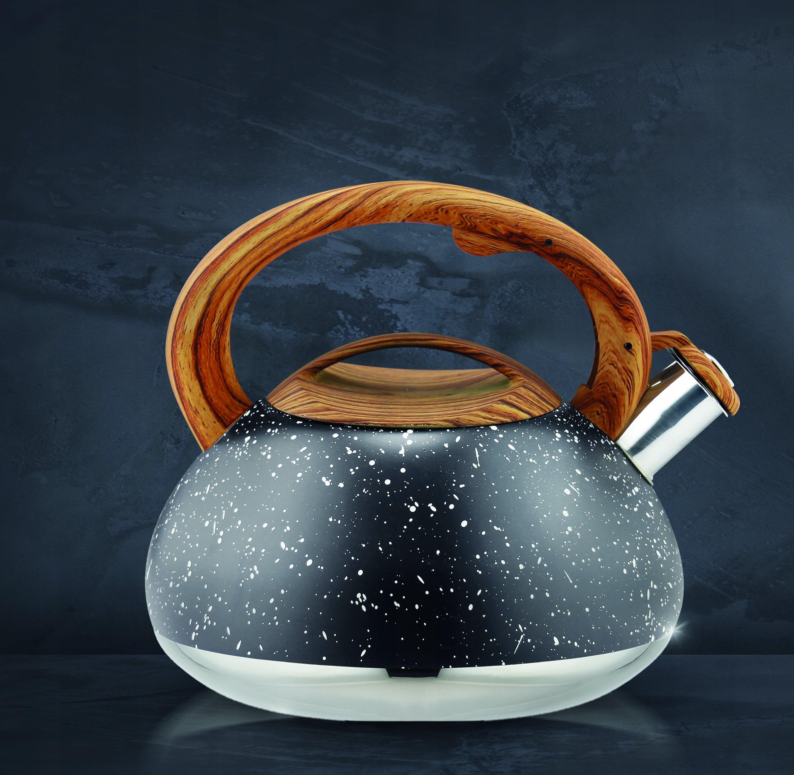 Traditional steel kettle Karl Hausmann 3 l black, grey Manufacturer code 5907564504980