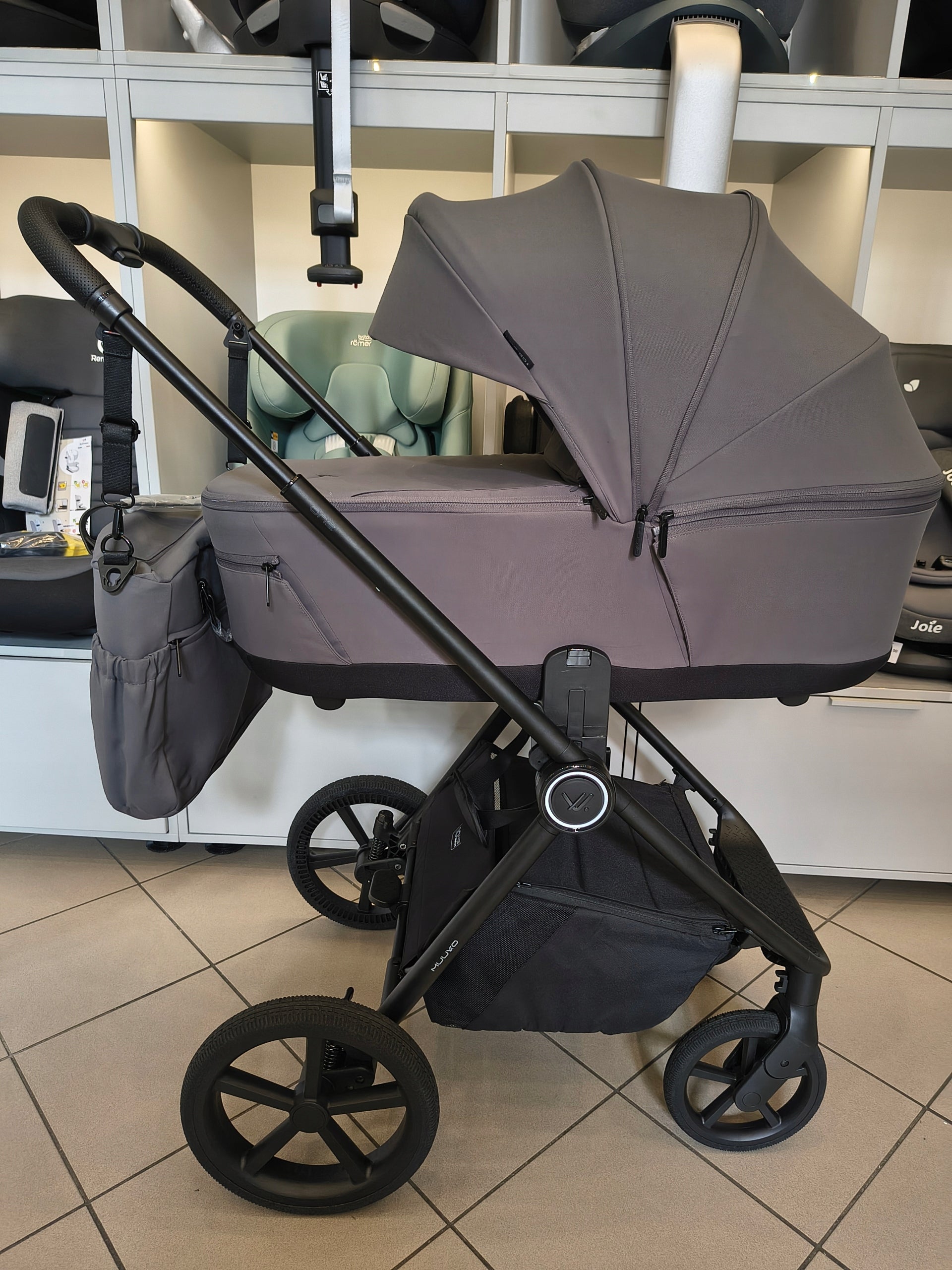 Trolley 2in1 front rear MUUVO ONE Gris Manufacturer code 50833
