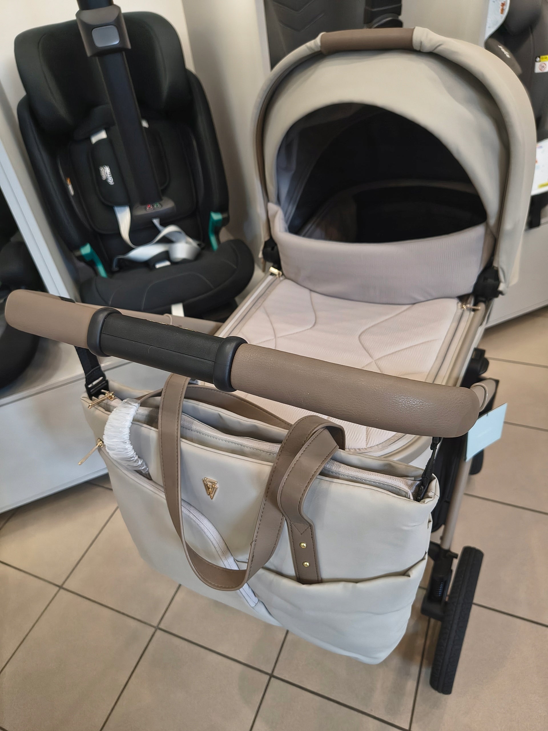 Trolley 2in1front rear Venicci Upline 3 Pebble folding gondola Brand Venicci