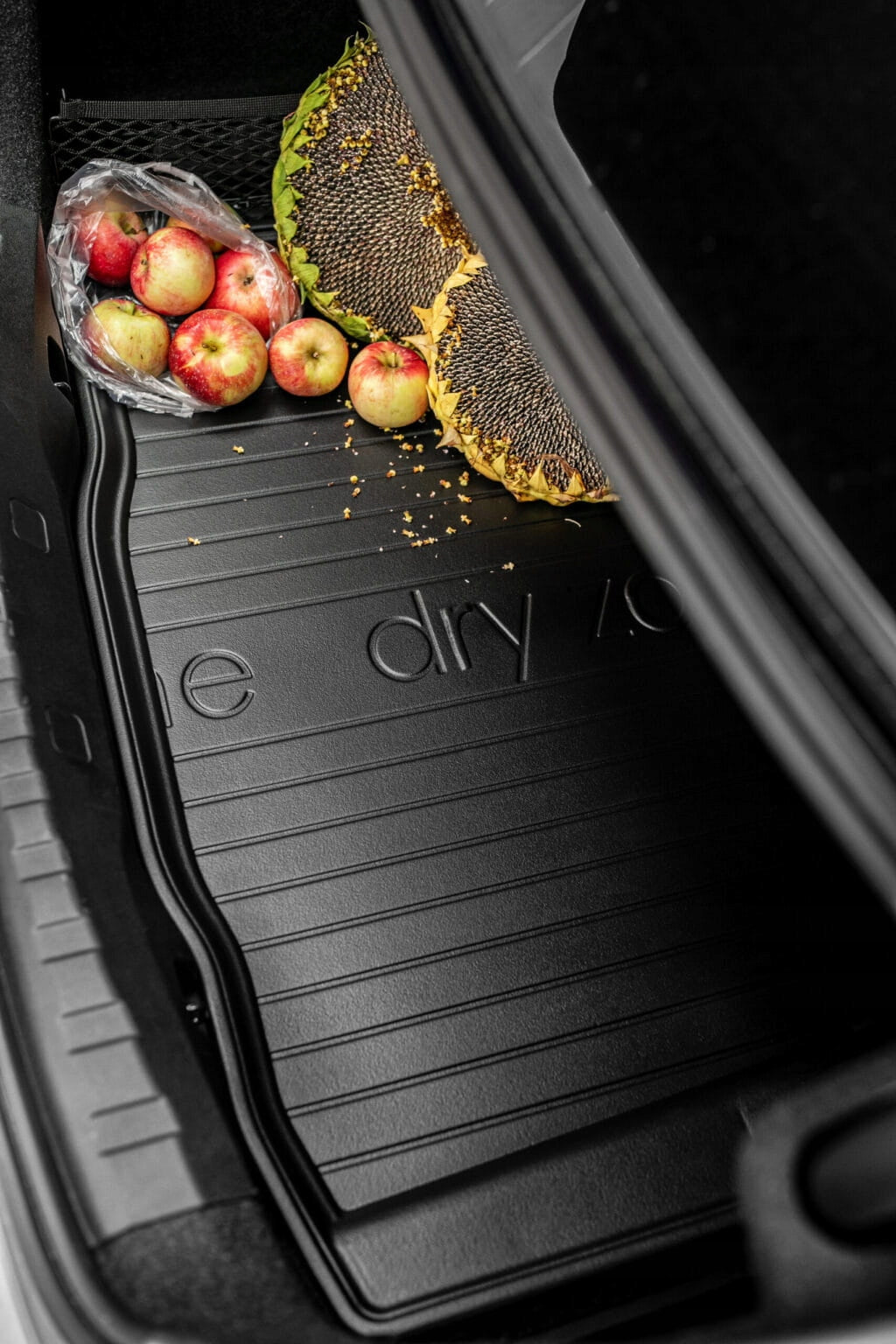 Trunk mat OPEL INSIGNIA A, INSIGNIA A COUNTRY 07.08-03.17 Kombi Product weight with unit packaging 2.85 kg