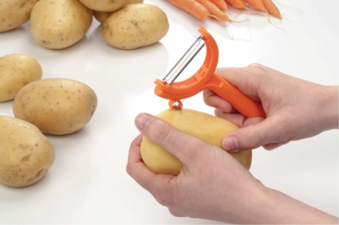 Tupperware PEELER Twist Packaging status original