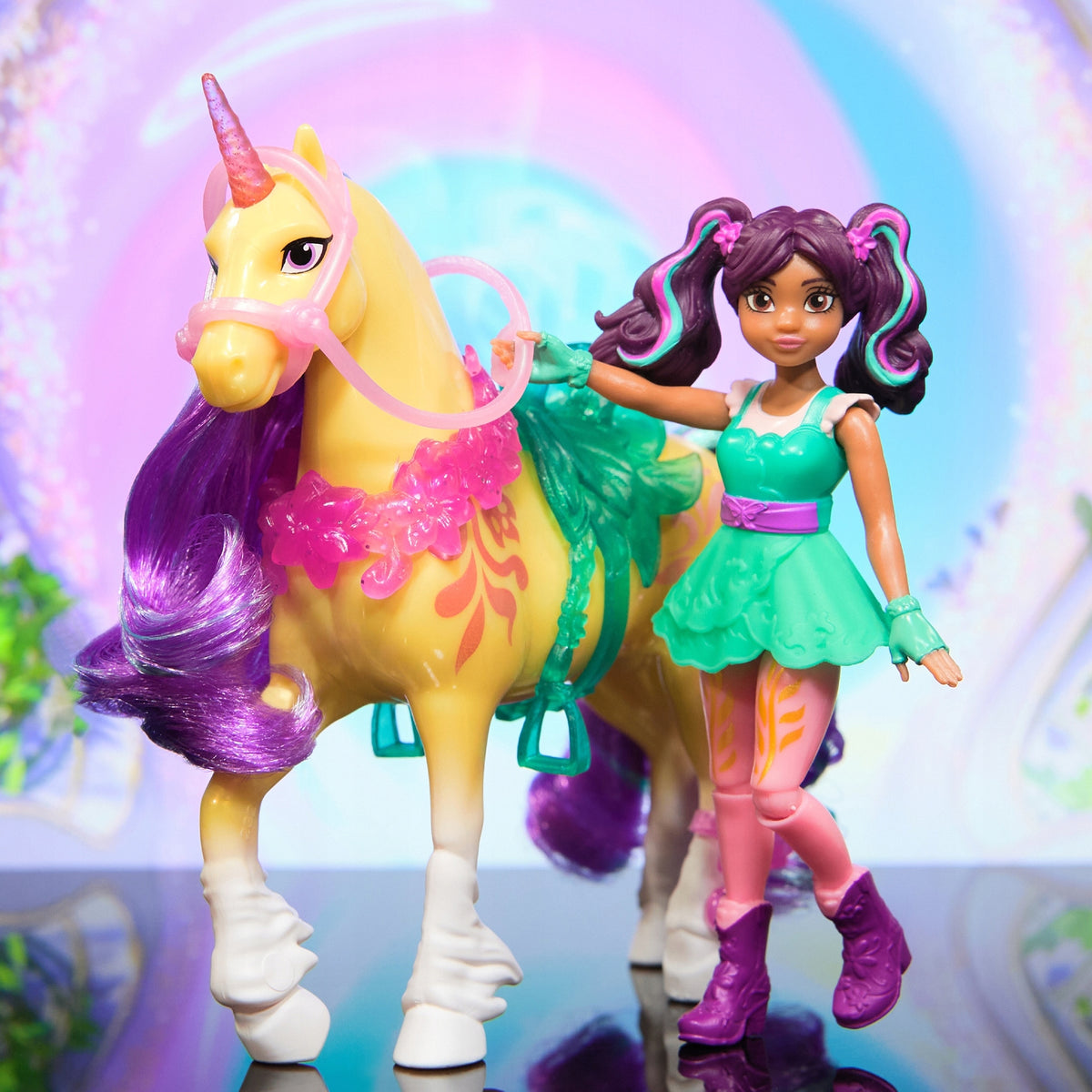 UNICORN ACADEMY SET OF TWO FIGURINES AVA UNICORN LEAF + BRUSH Manufacturer code 6072675 20151485