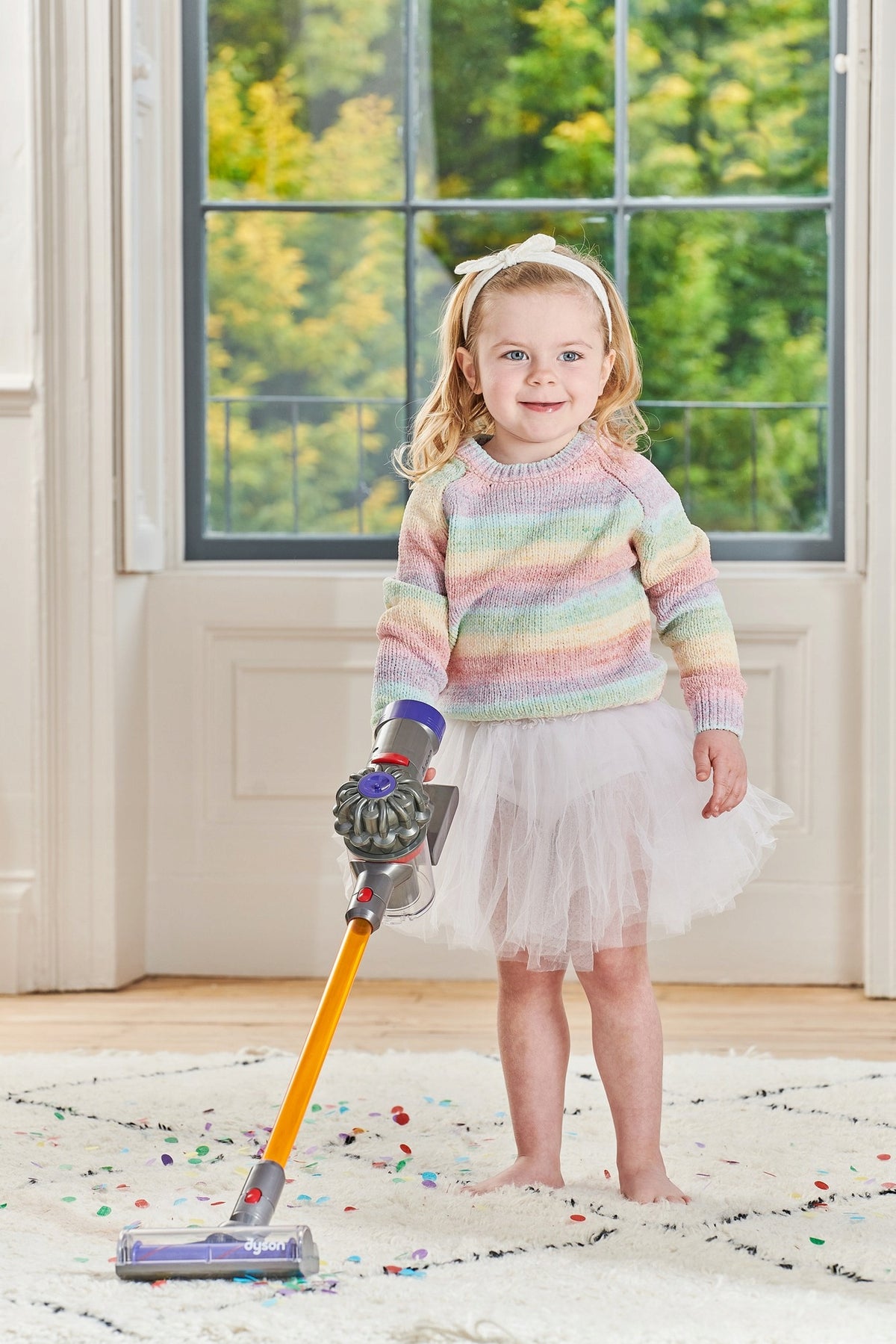 UPRIGHT VACUUM CLEANER FOR CHILDREN WITH WIRELESS SOUND CASDON Manufacturer code 687