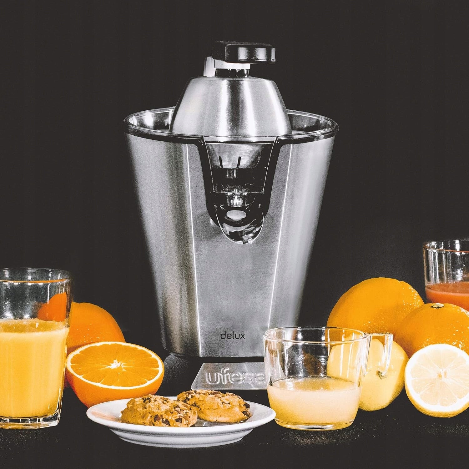 Ufesa EX4950 electric juicer 600W stainless steel double cone Brand Ufesa