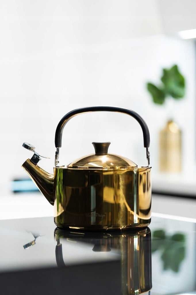 VIALLI DESIGN KETTLE WITH WHISTLE STEEL GOLD GLOSS INDUCTION 1,5 L Manufacturer code 729187