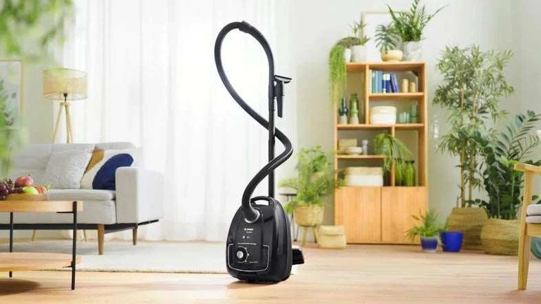 Vacuum cleaner with bag BOSCH BGL38BA2H Series 4 Packaging status original