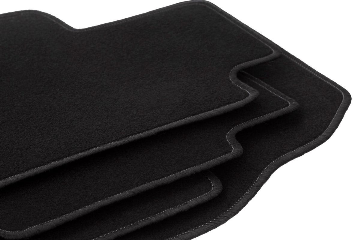 Velour rugs for Fiat 500 2007-2013 set BASIC black 4 pcs. Packaging status original