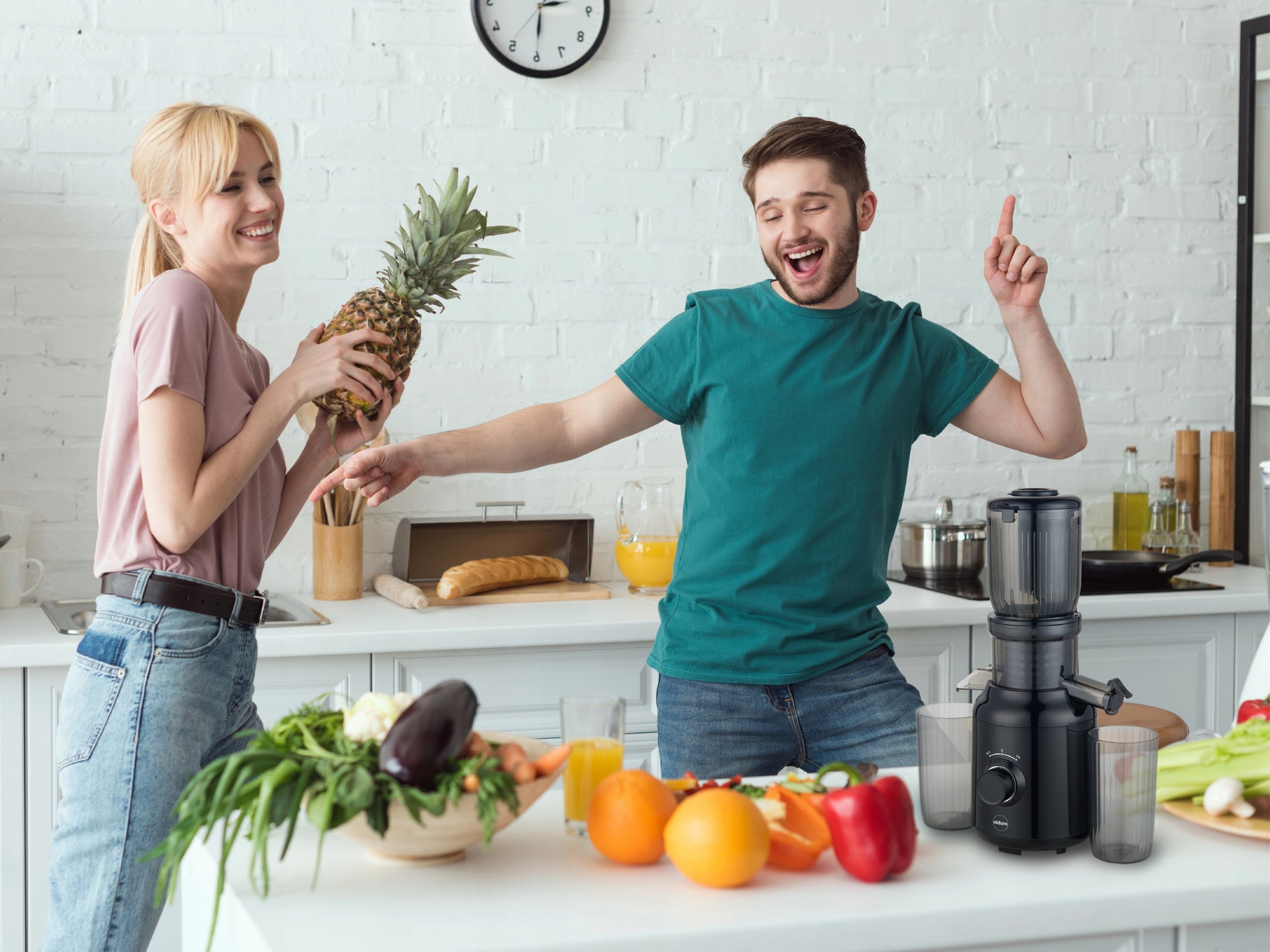 Vertical slow juicer PJ350 Eldom 250W Manufacturer code PJ350