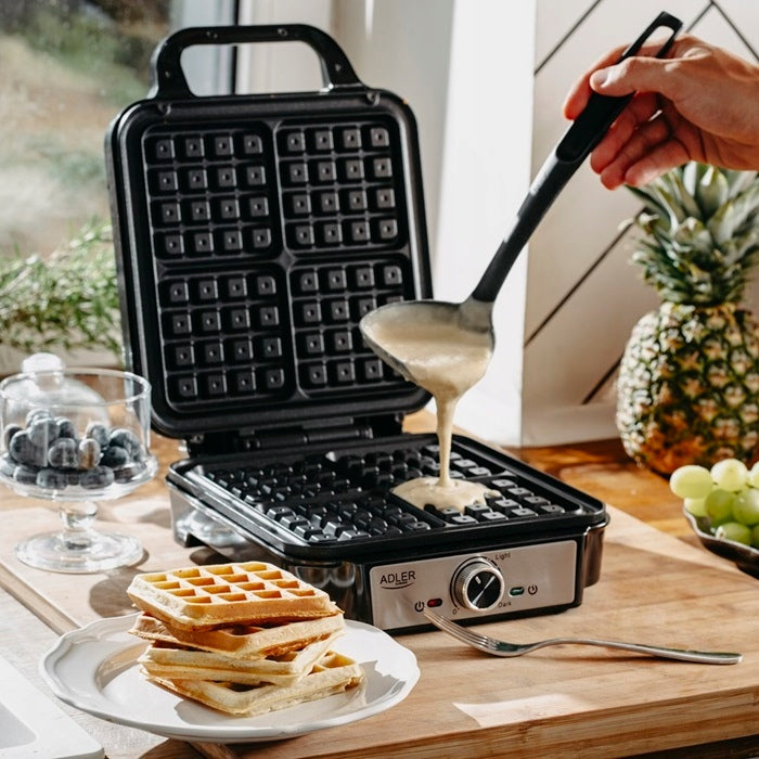 WAFFLE MAKER FOR 4 CRISPY WAFFLES TEMPERATURE CONTROL 1800W AD3083 Manufacturer code AD3083