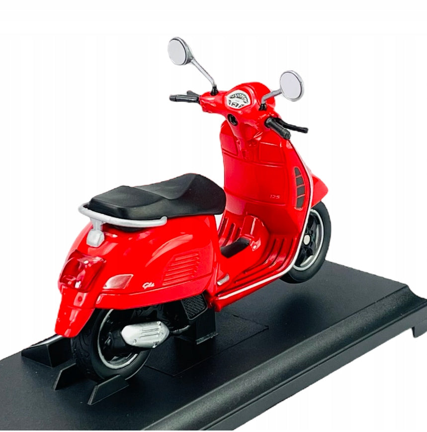 WELLY 2017 VESPA GTS 125CC 1:18 MOTORCYCLE SCOOTER WITH STAND WELLY Manufacturer code 44044884
