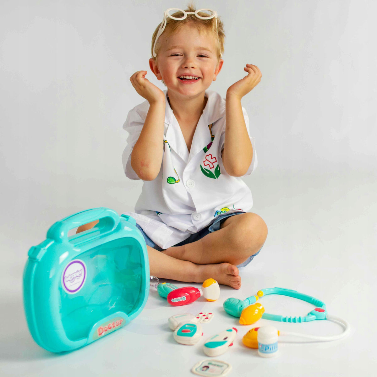 WOOPIE Doctor's Little Doctor's Kit in Suitcase Light Sound + Ac. Kid's age 3＋ years
