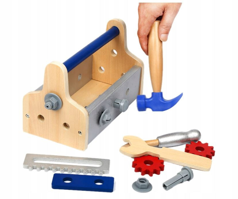 WORKSHOP BOX WITH TOOLS treehaus KZ0484