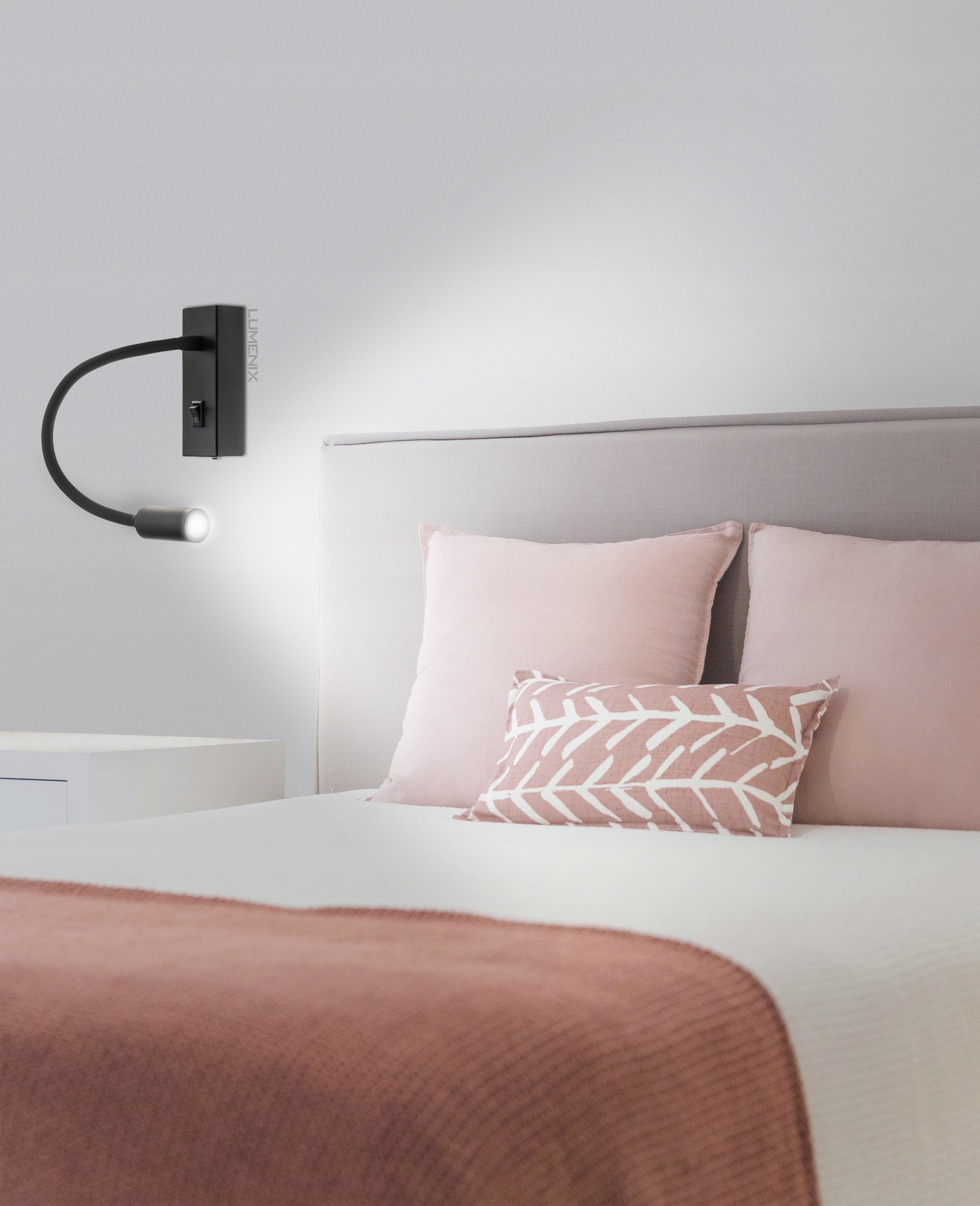 Wall lamp LED lamp with a switch BEDROOM ABOVE THE BED BEDROOM Packaging status original