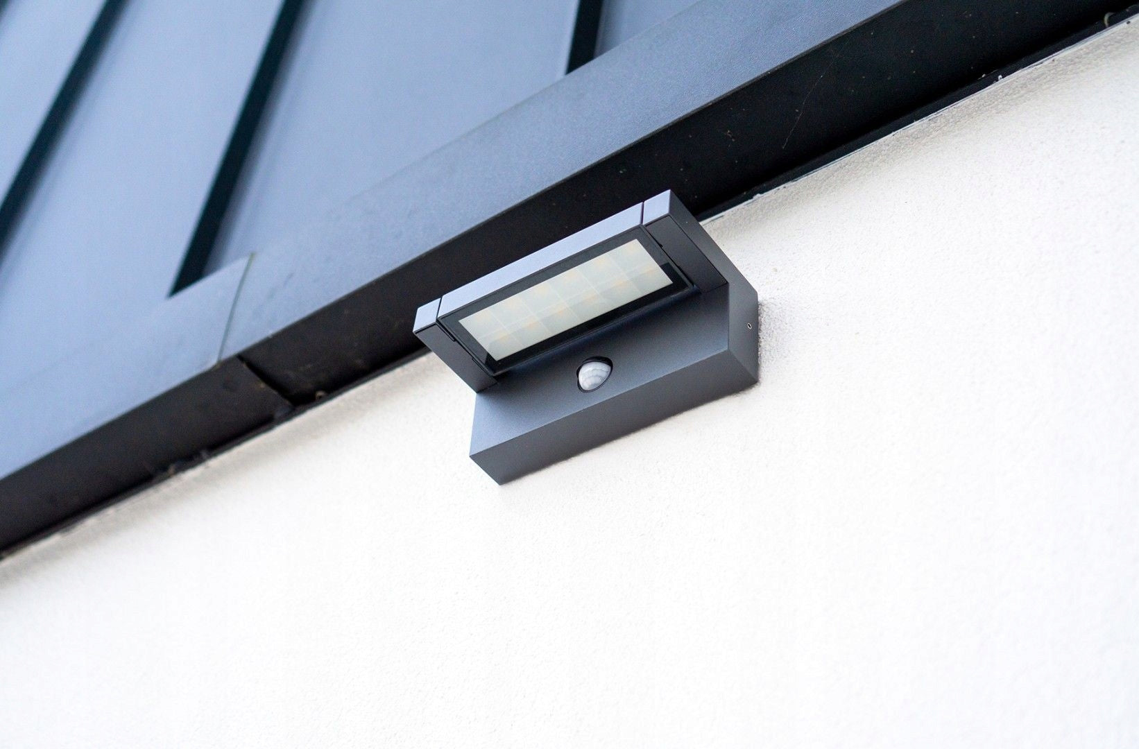 Wall lamp with motion sensor movable LED 21W dark gray IP65 SU-MA Manufacturer code RN20-KPIR