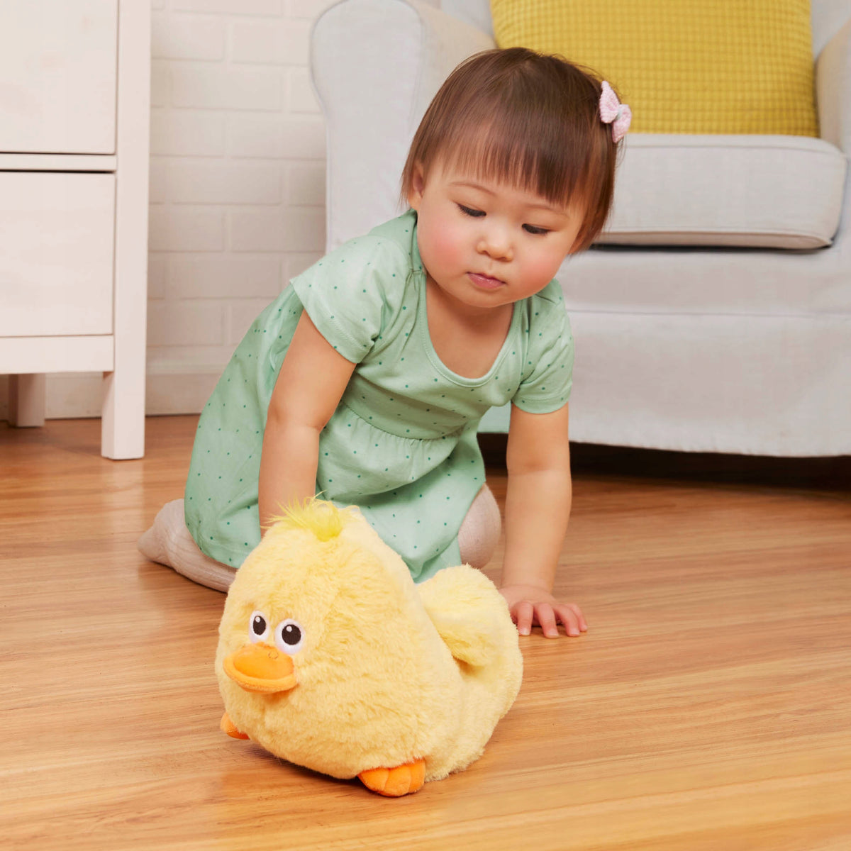 Wandering Duck with Battery Operated Sound for Learning to Crawl Battat Manufacturer code BT4802Z