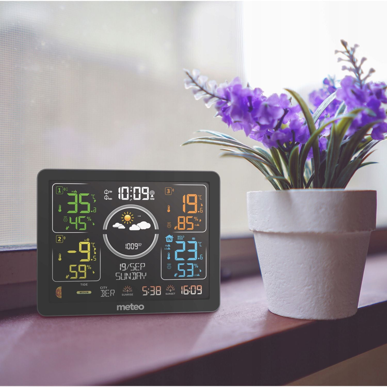 Weather station METEO SP301 with three external sensors included Model SP301