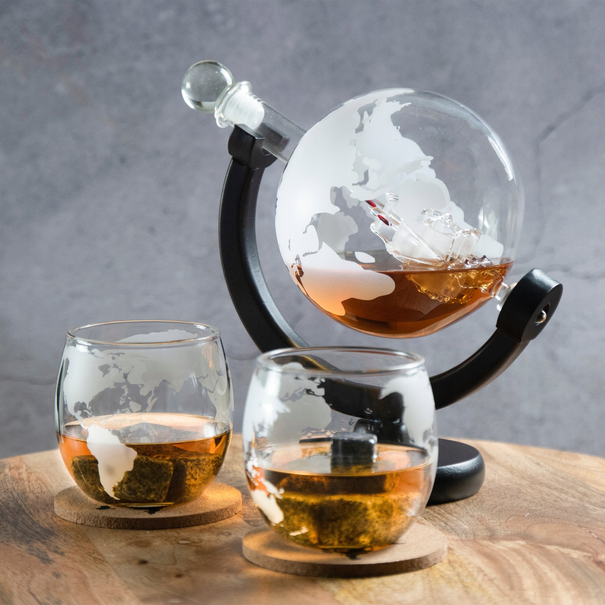 Whiskey Decanter Globe Glasses Stones Gift for Man Manufacturer code prezent na 40 urodziny dla faceta dla niego