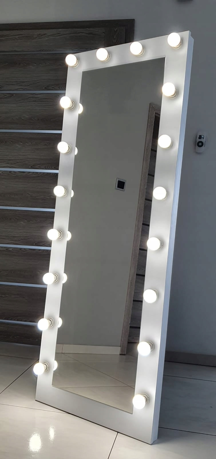 White III Hollywood 160x60 Standing Mirror for Makeup Visa EAN (GTIN) 5905143808276
