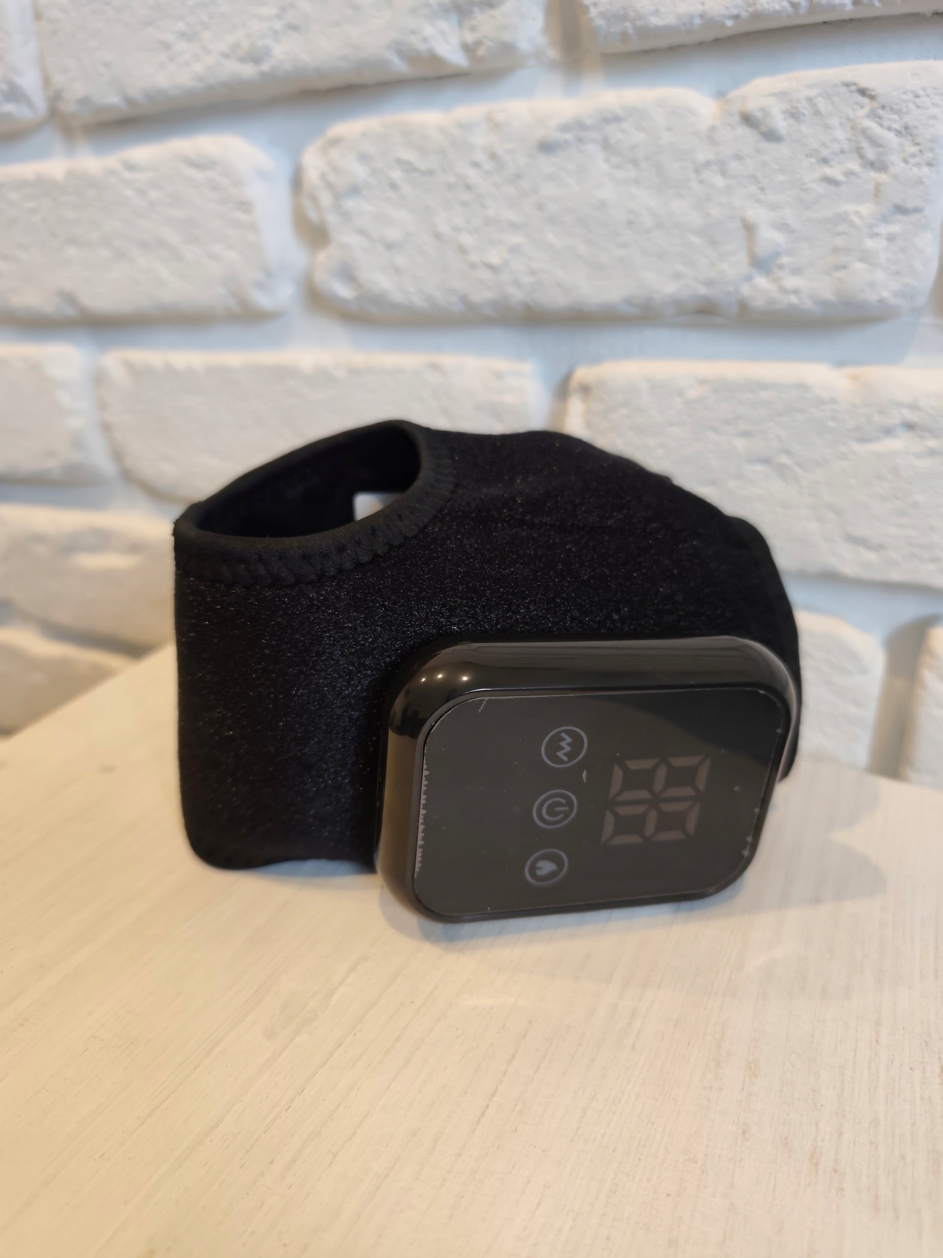 Wireless Foot Cube Massager 2in1 Vibration Heating Super Black LCD Packaging status original