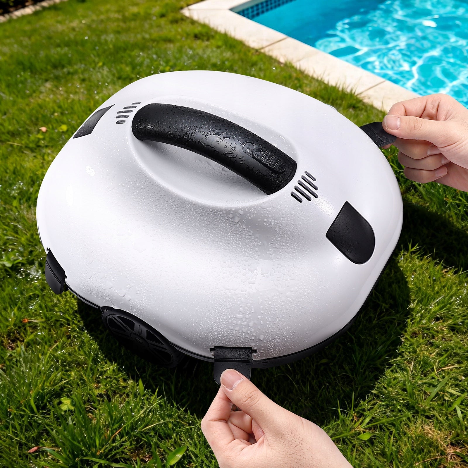 Wireless pool cleaning robot Blossom PC2332,automatic cleaning,130 minutes Model PC2332