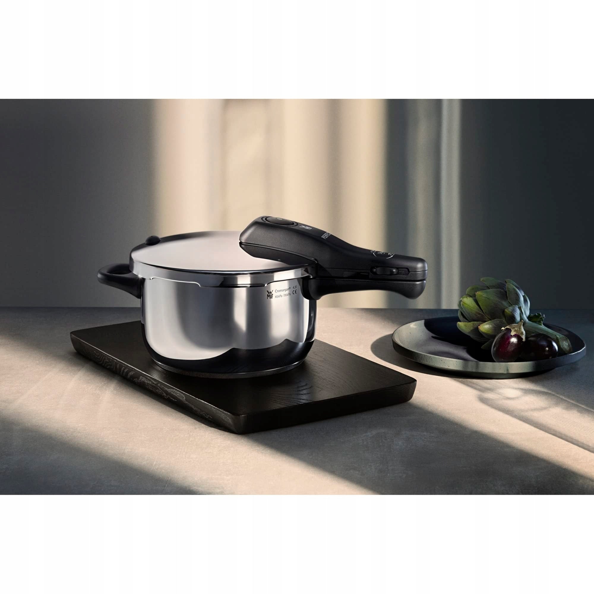 Wmf Perfect induction pressure cooker 4,5 l, pressure cooker, Brand WMF