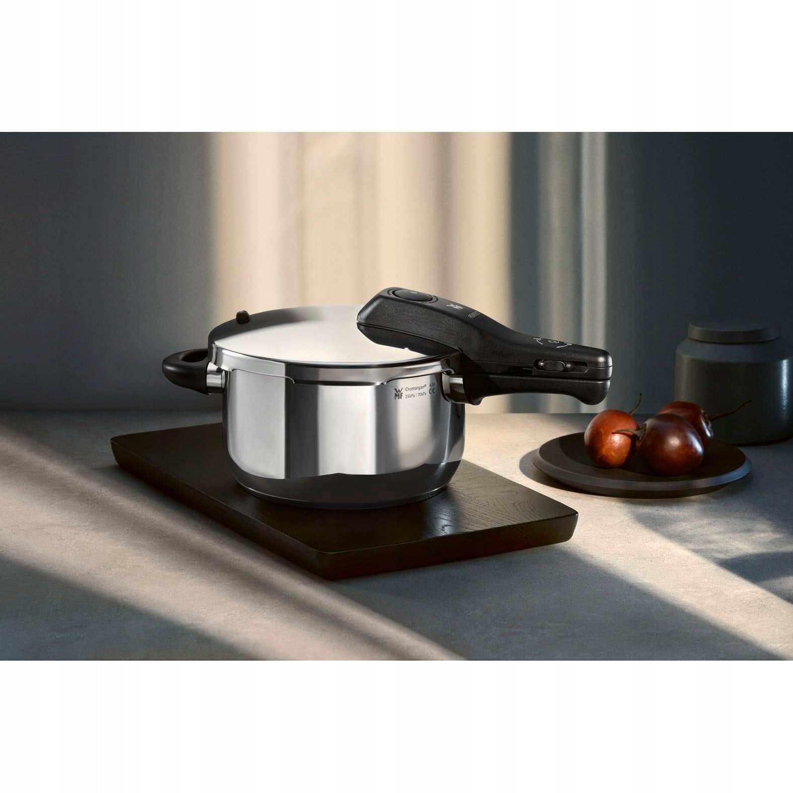 Wmf Perfect induction pressure cooker, 8,5 l, large Brand WMF
