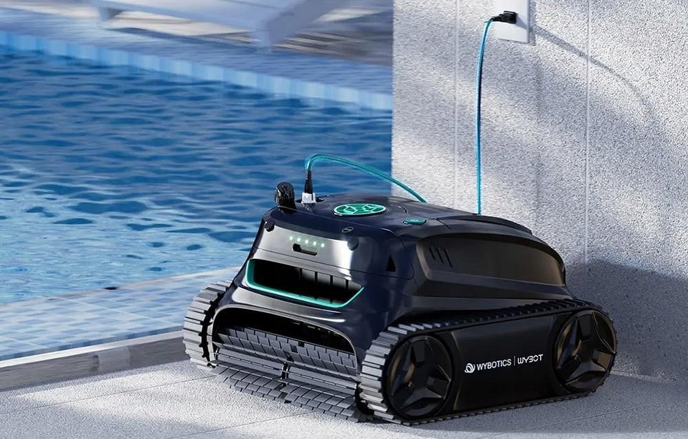 Wybot S2 Solar Pool Cleaning Robot Batteries included yes